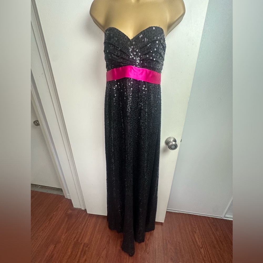 Betsy Johnson Vintage Y2K Black Sequins W/Hot Pink Satin Ribbon Strapless Gown 6